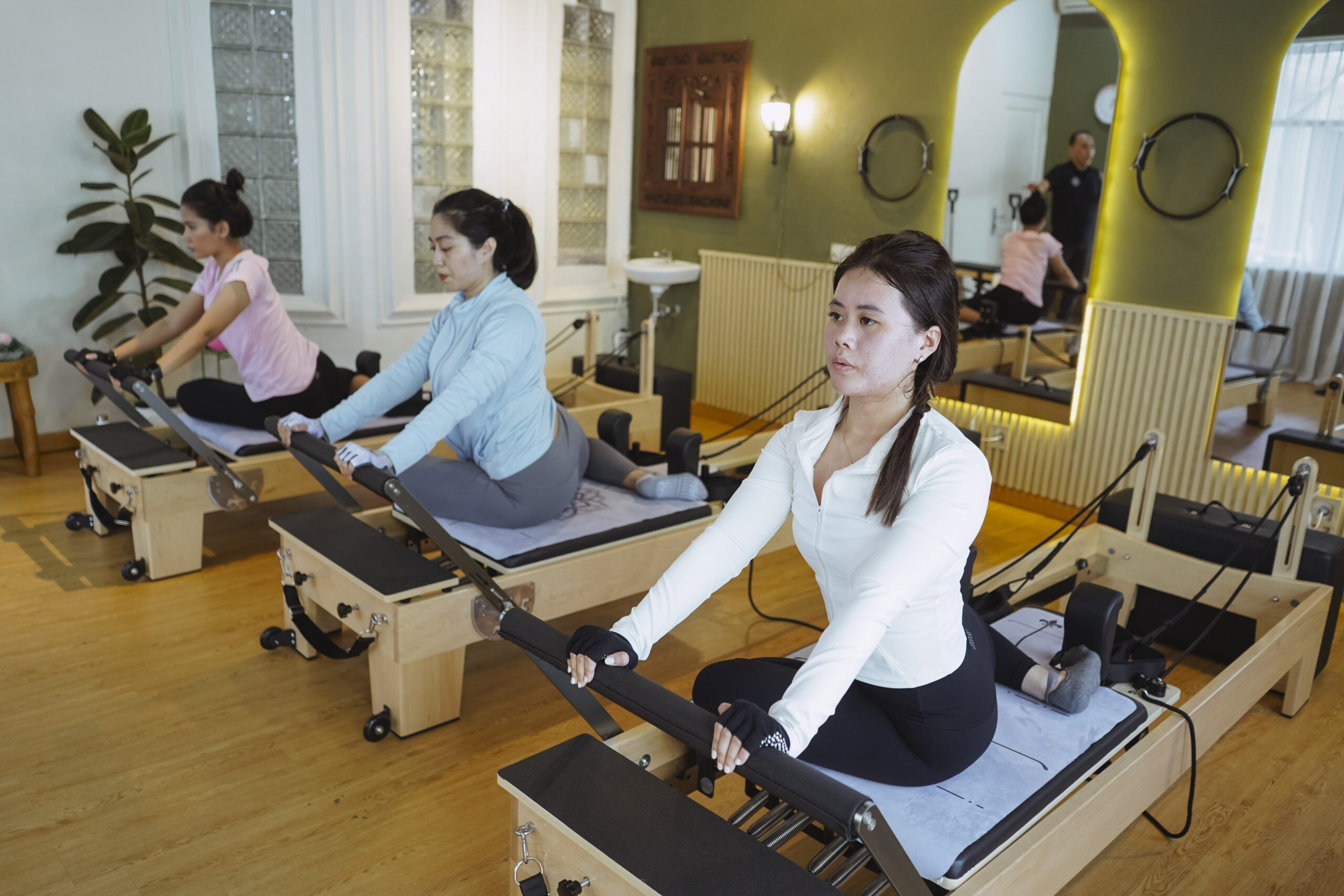 Kelas pilates di One Homy Wellness Medan